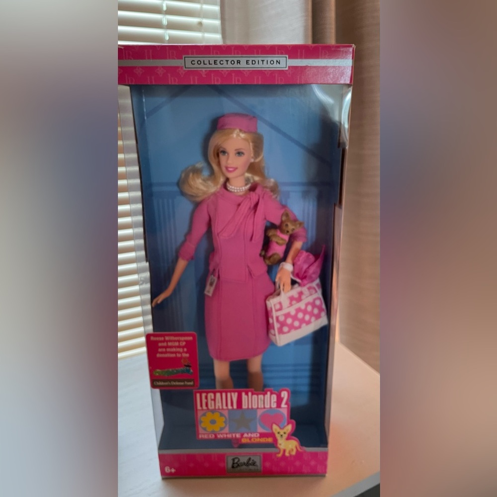 BARBIE - COLLECTORS -LEGALLY BLONDE  2 ORIGINAL DOLL